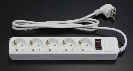 Сетевой фильтр 5bites SP5W-130 5S, 3х0.75мм2, 3м, белый